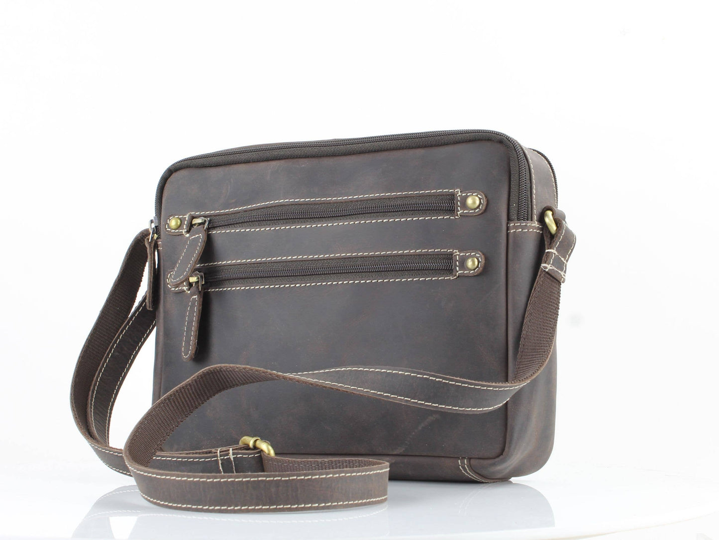 Hunter Leather Shoulder Bag with Double Zip Front AB 1847