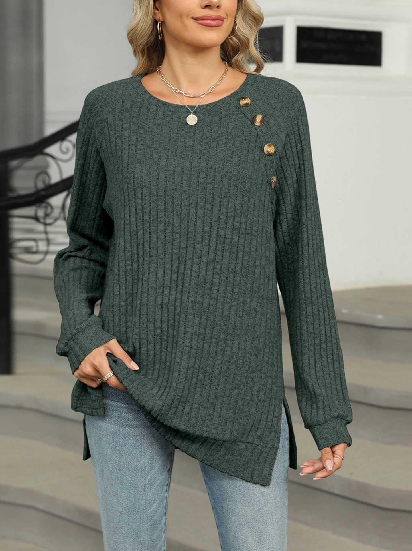 Round Neck Solid Color Split Top