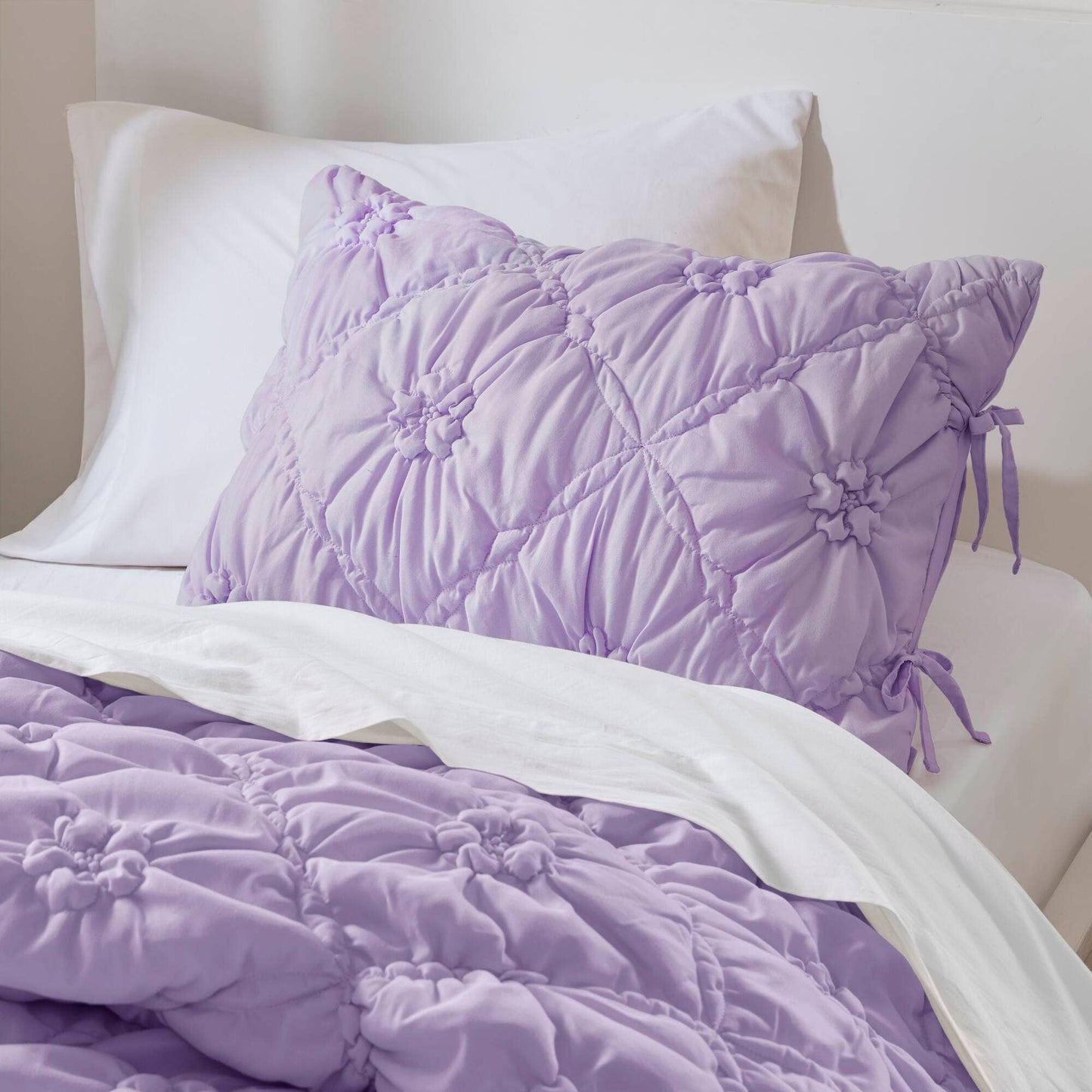 Bowtie Lightweight Puffy Floral Comforter Set, Purple