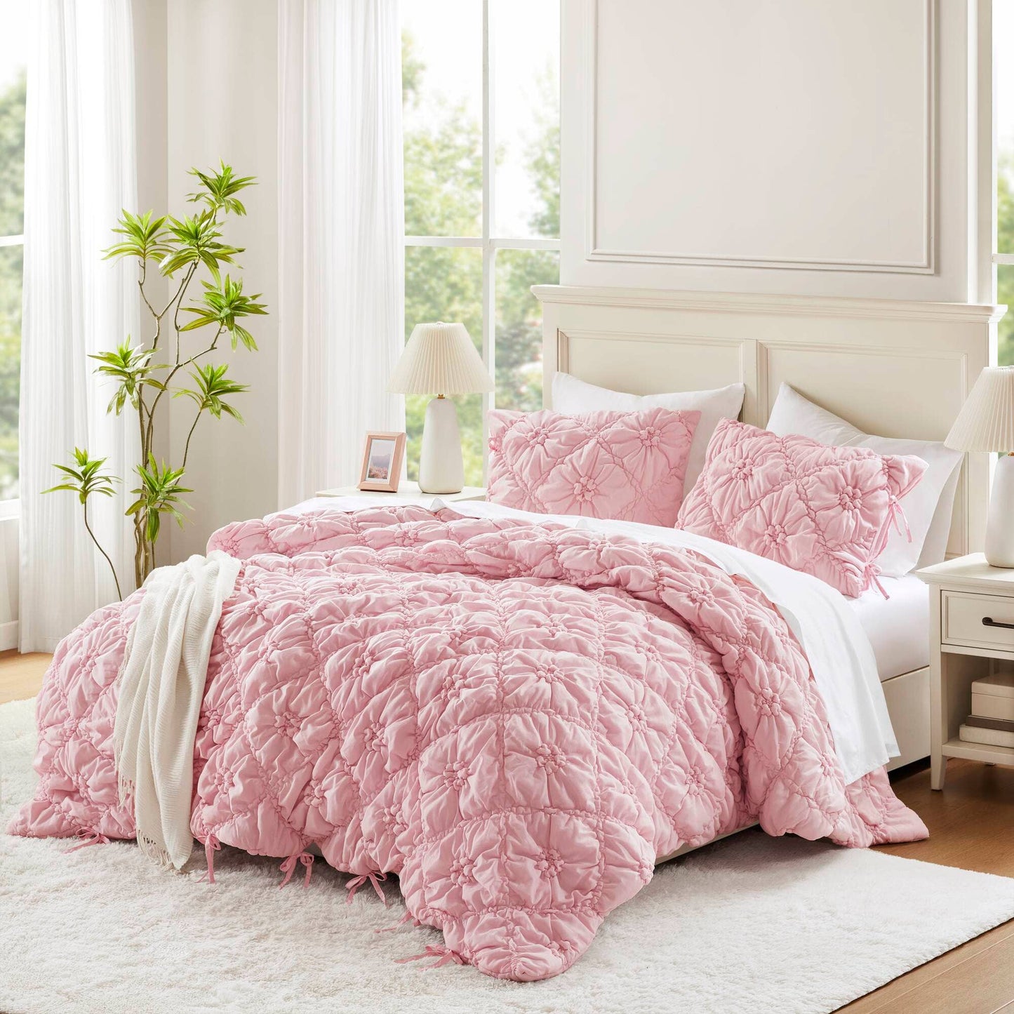 Bowtie Piece Lightweight Puffy Floral Comforter Set, Pink