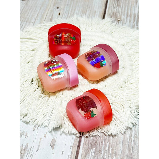 Moisturizing Fresh Strawberry Lip Balm