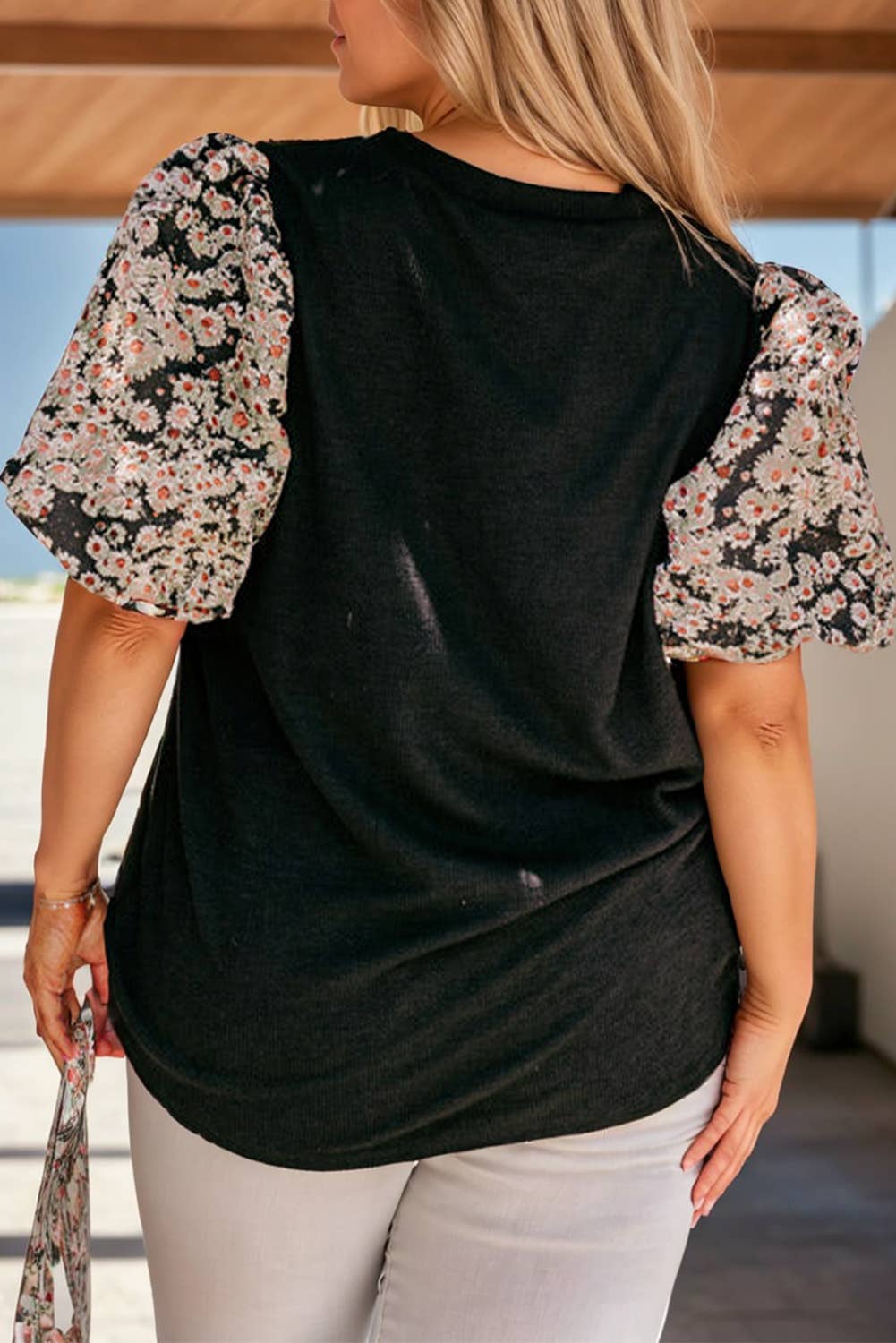 Plus Size Daisy Printed Short Bubble Sleeve Tunic Top