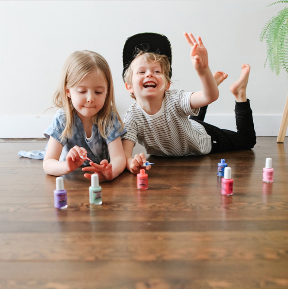 Scented Magical Melon Non-Toxic Kids Nail Polish 🍈