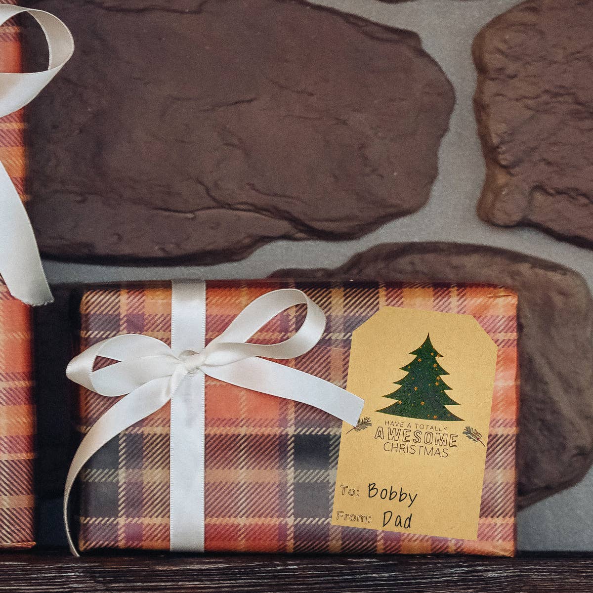 Wrapables Christmas Holiday Gift Tag Stickers and Labels