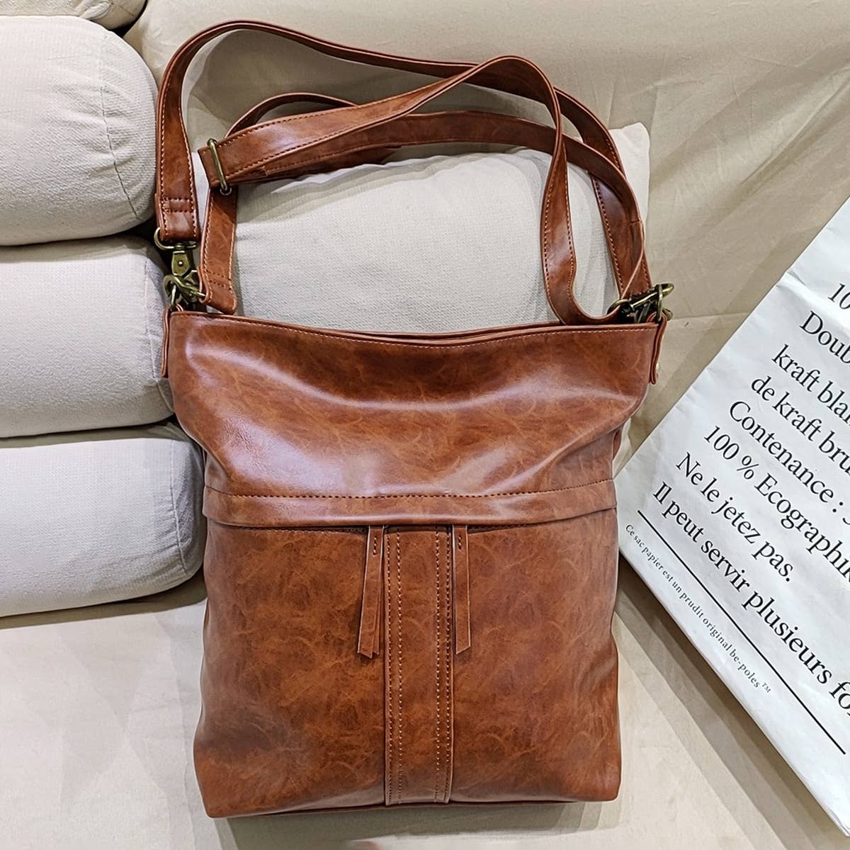 RETRO OIL WAX LEATHER ONE-SHOULDER CROSSBODY BAG_CWAB0920