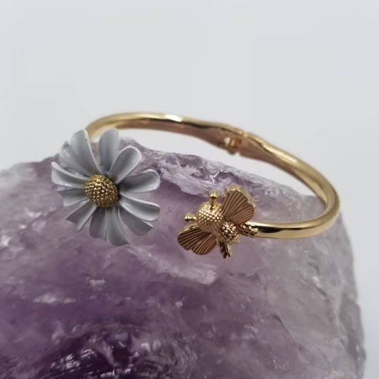 Daisy Bee Bangle Cuff Bracelet