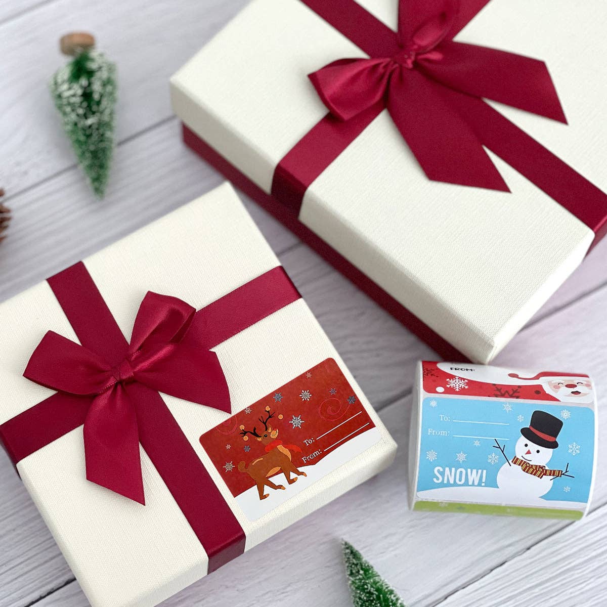 Wrapables Christmas Holiday Sticker Labels