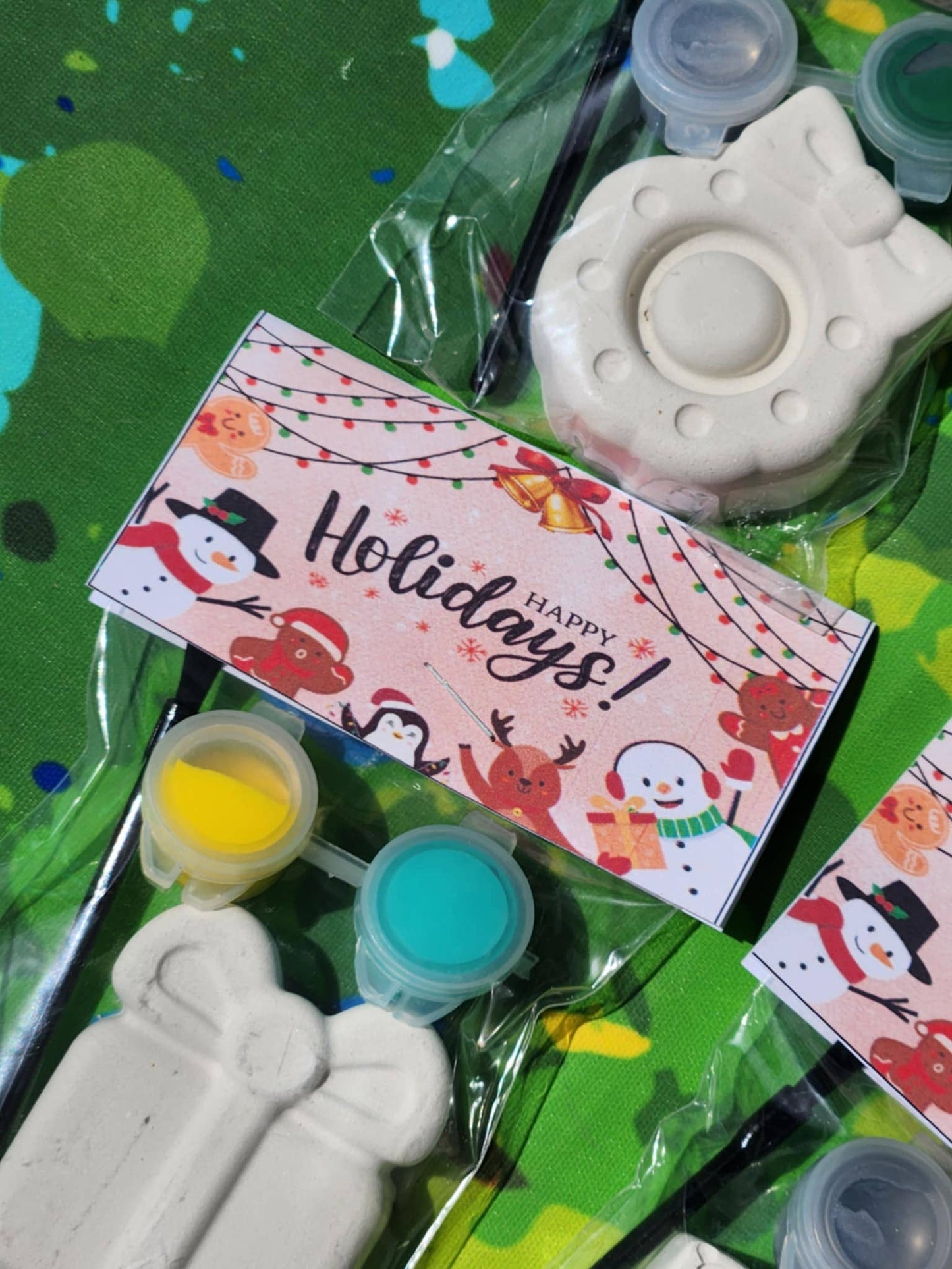 Christmas Mini Paint Kits - Party Favors - Christmas Party