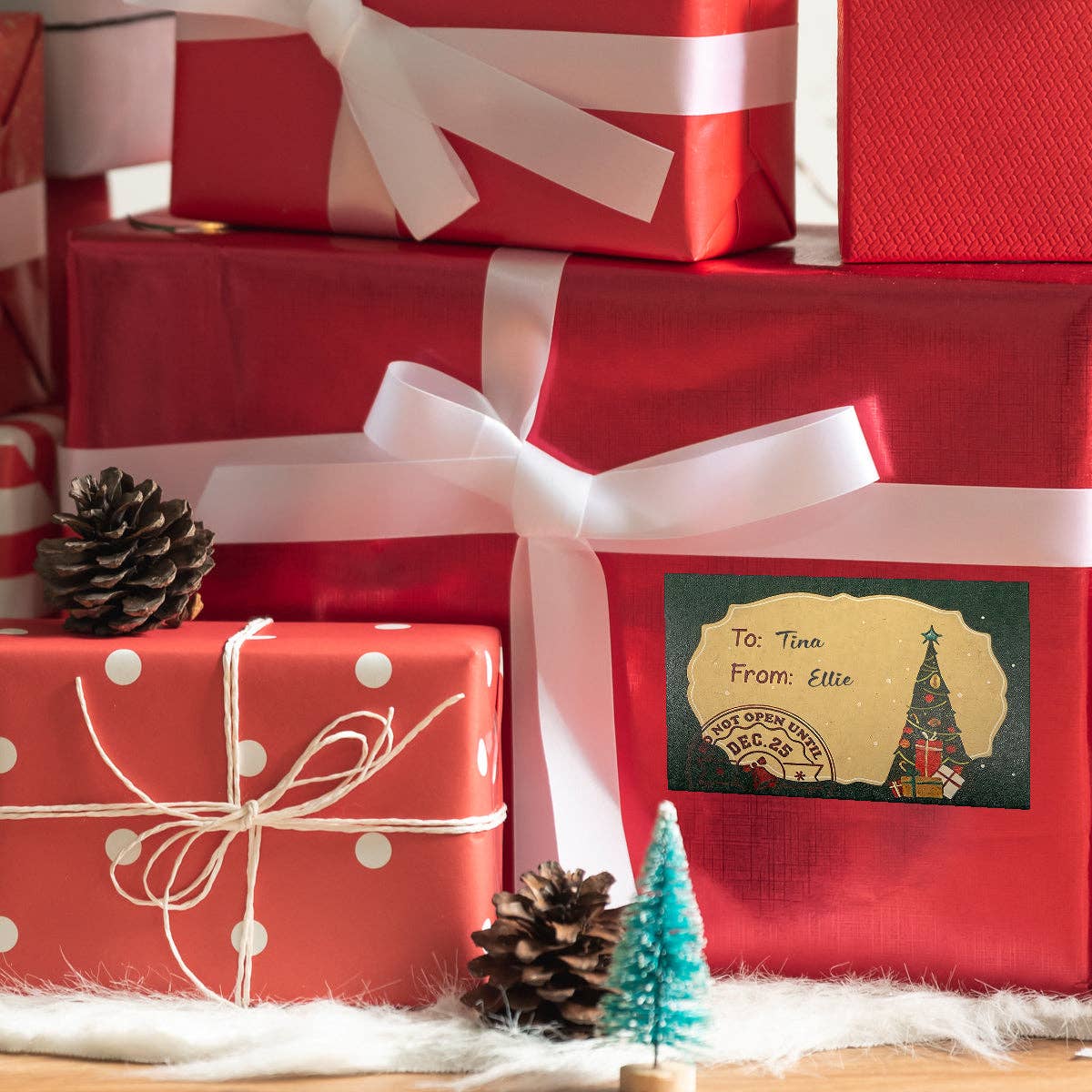 Wrapables Christmas Holiday Gift Tag Stickers and Labels