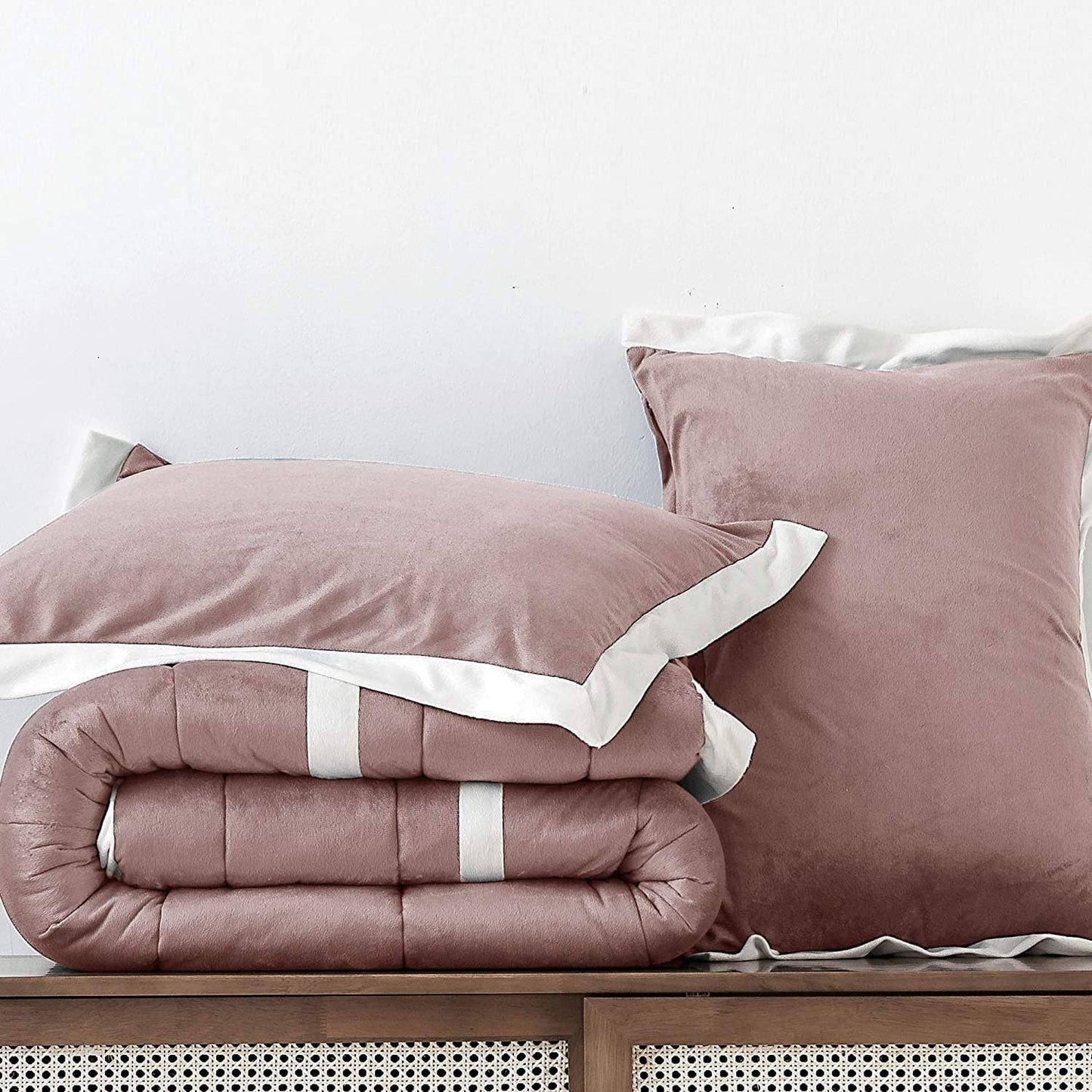Down Alternative Comforter Set with Plush Microfiber